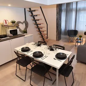  Διαμέρισμα The Apex Residences